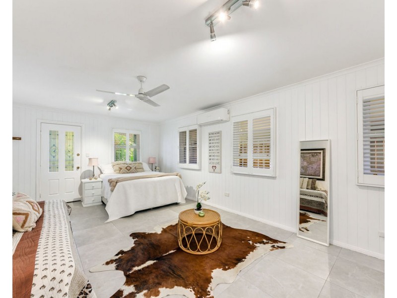 49 Ellis Street, Greenslopes QLD 4120