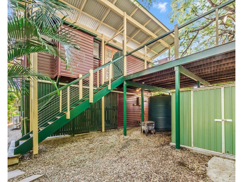 49 Ellis Street, Greenslopes QLD 4120