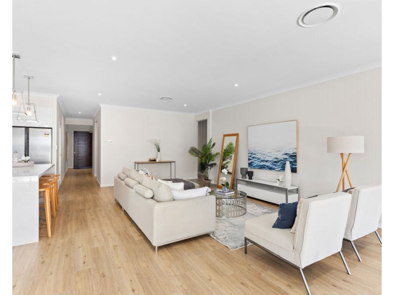 16 Houston Street, Spring Mountain QLD 4124