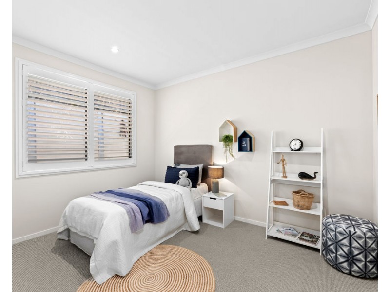 16 Houston Street, Spring Mountain QLD 4124