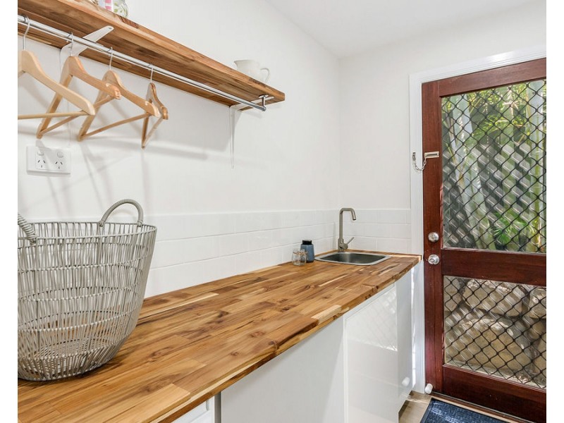 3 Zorina Court, Eatons Hill QLD 4037