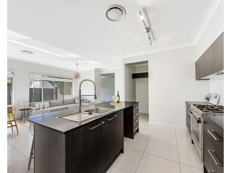 15 DURHAM STREET, Mango Hill QLD 4509