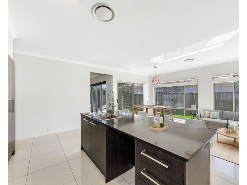 15 DURHAM STREET, Mango Hill QLD 4509