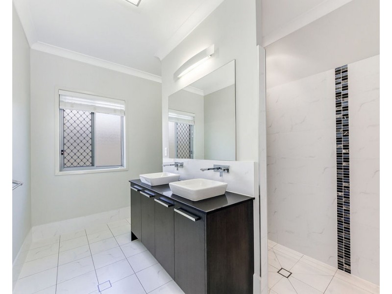 15 DURHAM STREET, Mango Hill QLD 4509