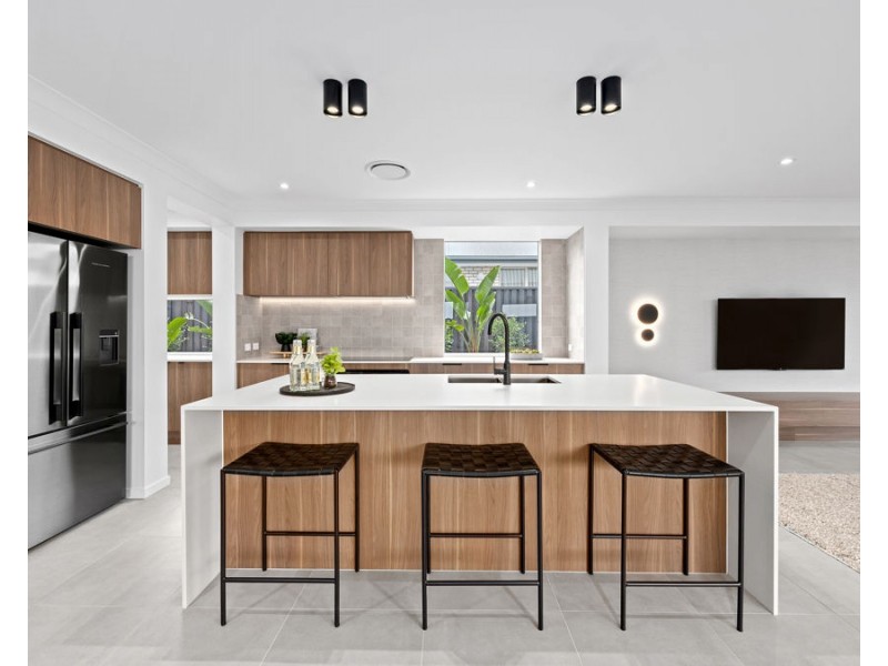 17 Foley Way, White Rock QLD 4306