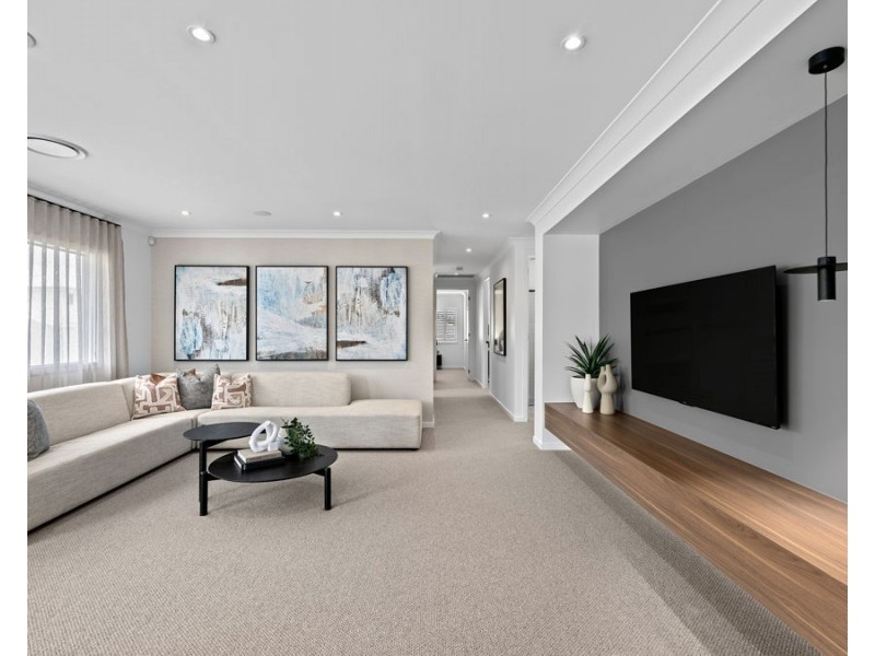 17 Foley Way, White Rock QLD 4306