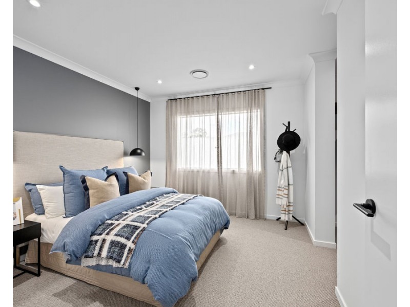 17 Foley Way, White Rock QLD 4306