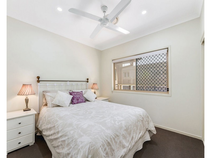 19 Rymera Crescent, Gumdale QLD 4154