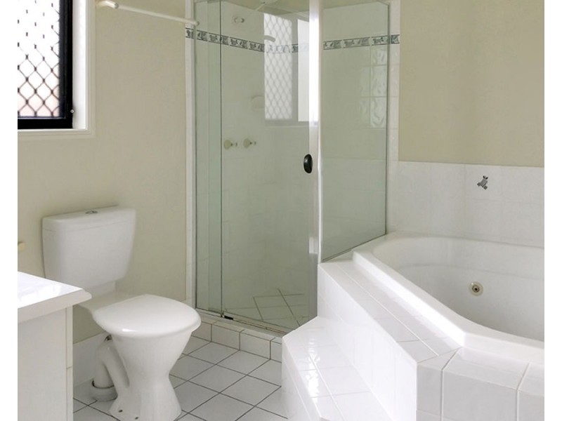 77 Cottonwood Circuit, North Lakes QLD 4509