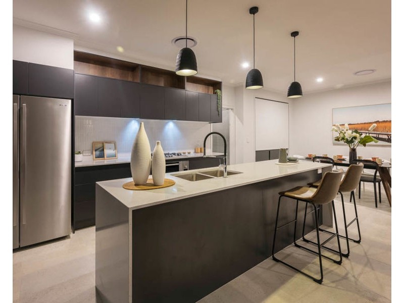 10 Tropicana Place, Palmview QLD 4553