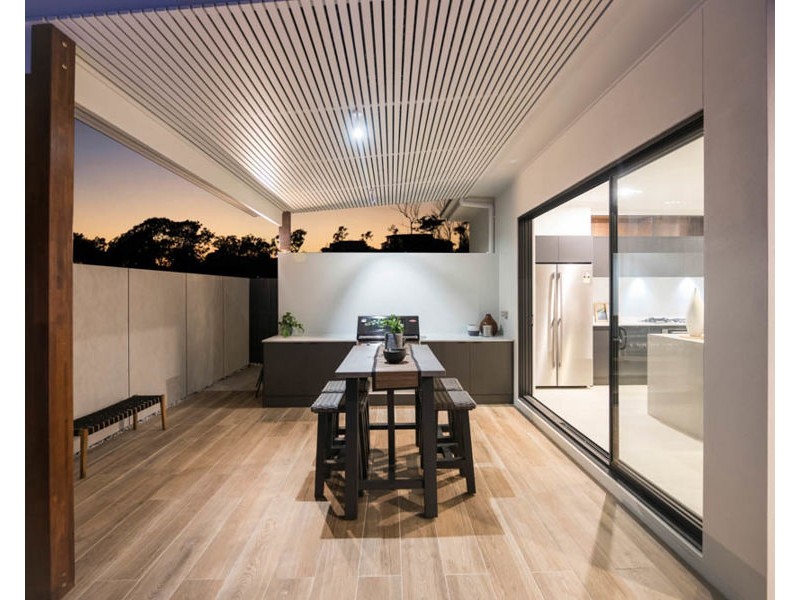 10 Tropicana Place, Palmview QLD 4553