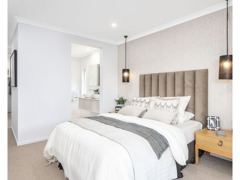 73 Oakey Creek Road, Coomera QLD 4209