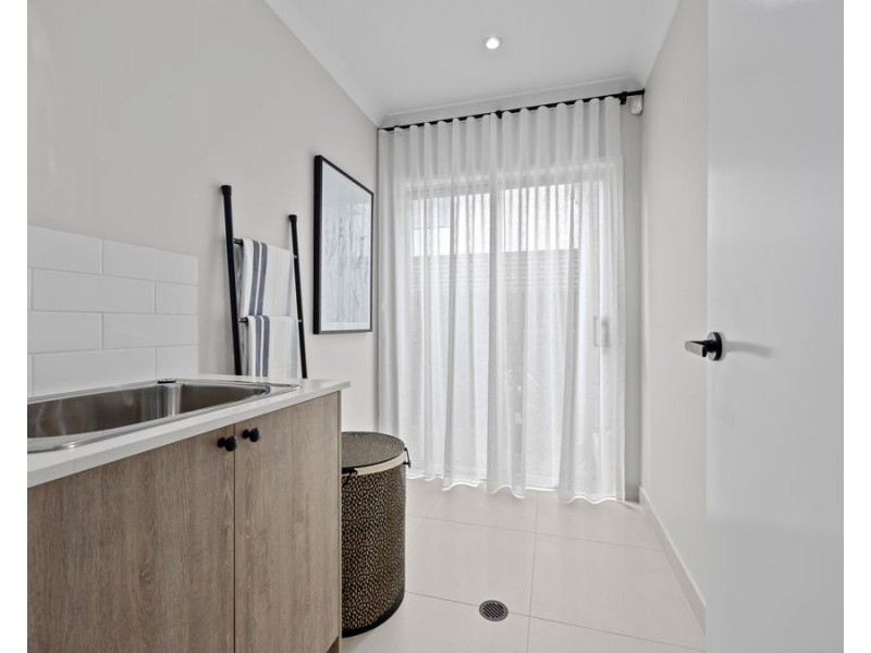 12 Grafton Street, Spring Mountain QLD 4124