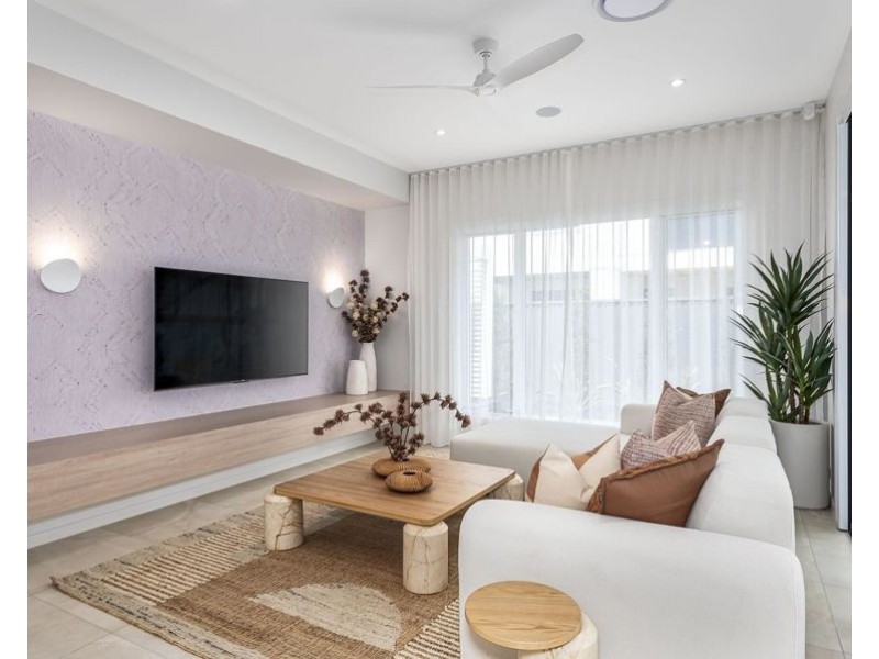 45 Parkway Circuit, Worongary QLD 4213