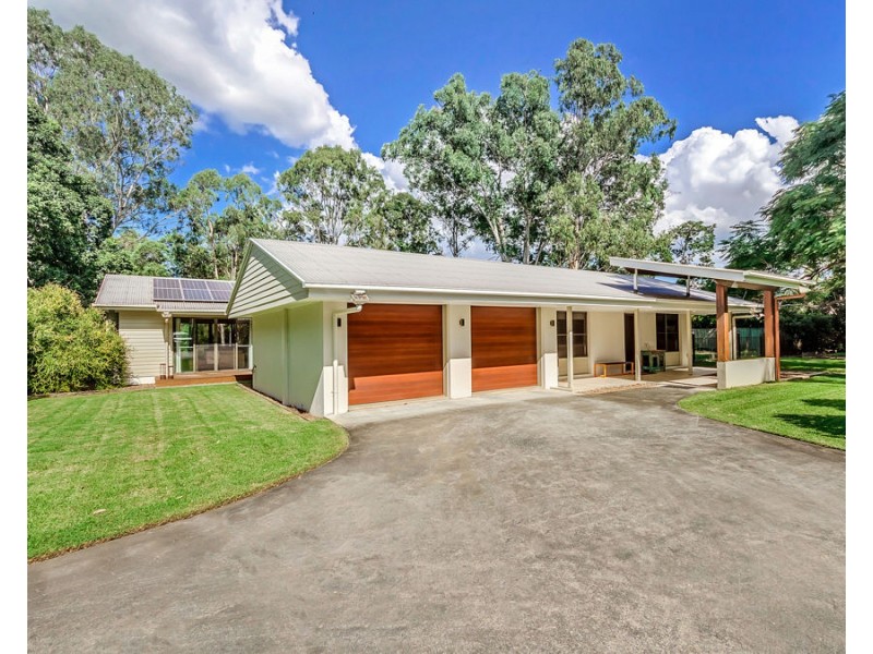 21 Vores Road, Whiteside QLD 4503