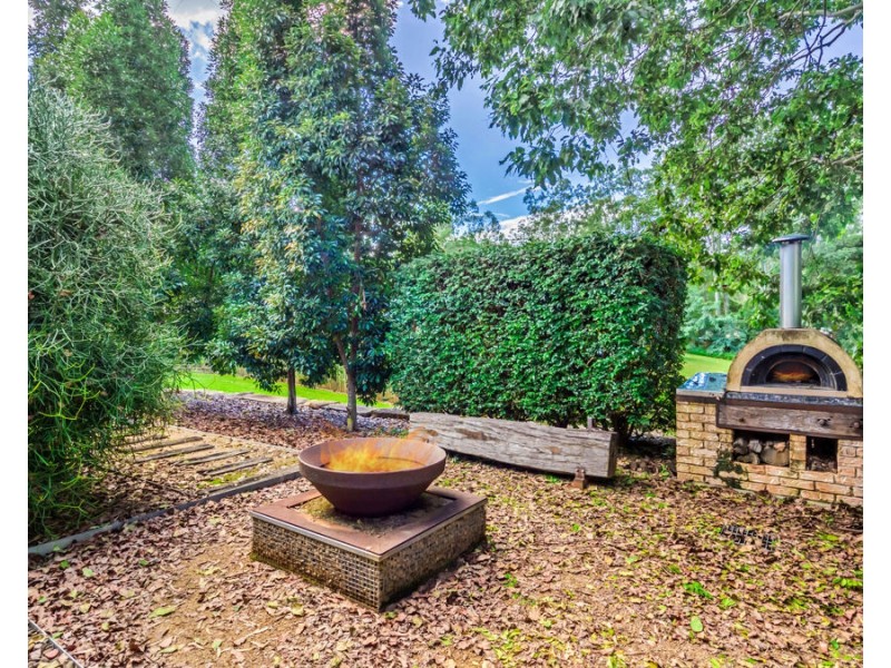 21 Vores Road, Whiteside QLD 4503