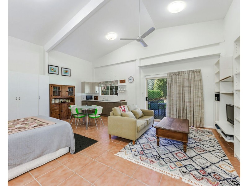 21 Vores Road, Whiteside QLD 4503