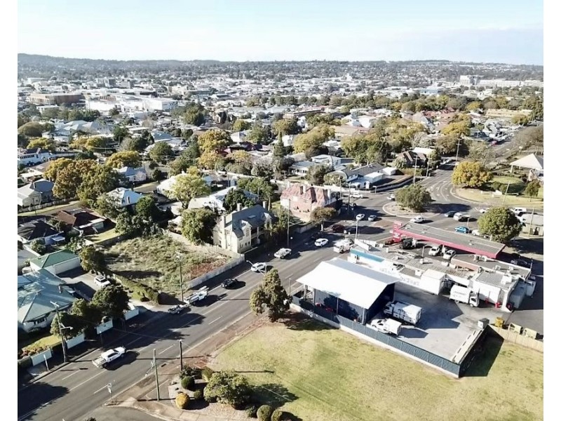 72 West Street, Toowoomba QLD 4350