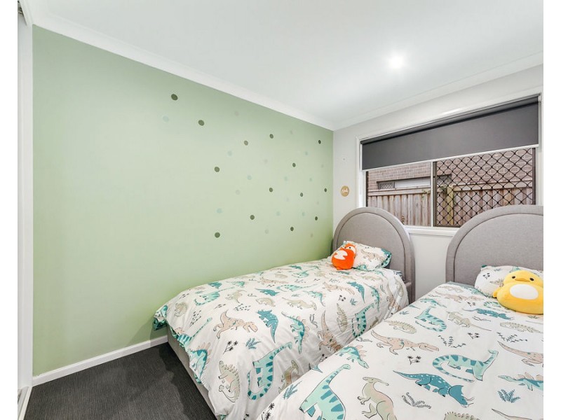 28 Benham Avenue, Kallangur QLD 4503