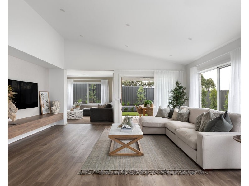 3 Neon Crescent, Strathfieldsaye VIC 3551