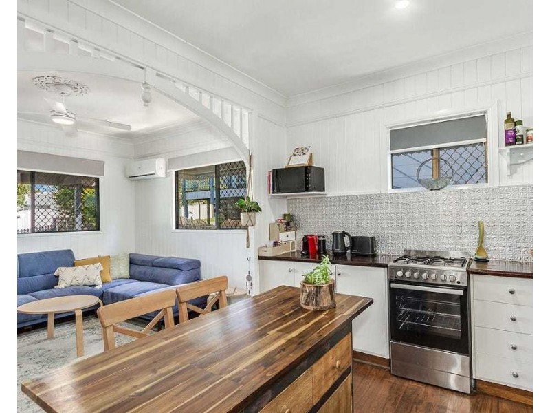 9 Coppin Street West, Kallangur QLD 4503