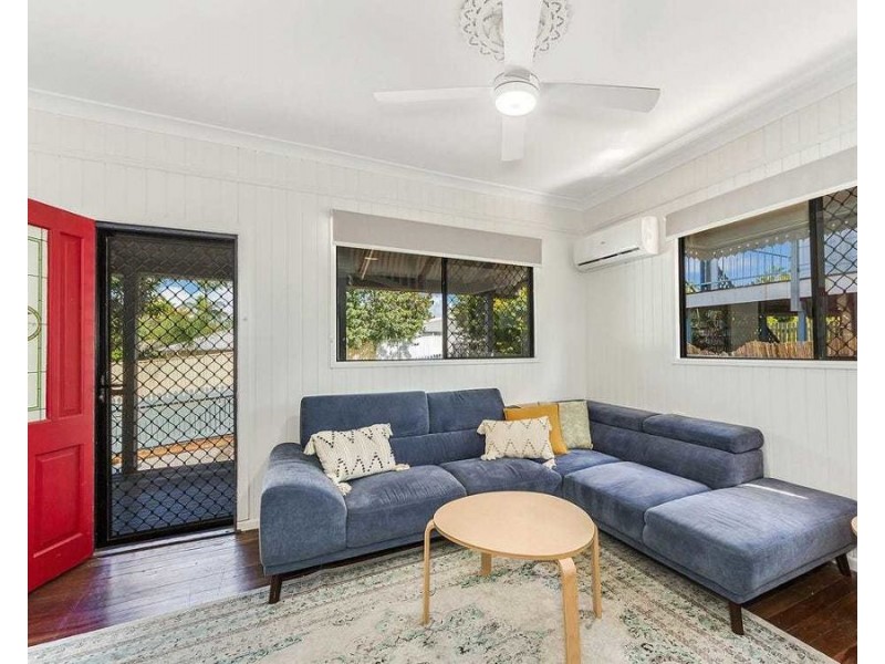9 Coppin Street West, Kallangur QLD 4503