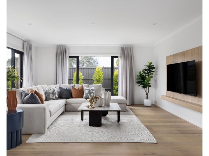 6 Mollers Lane, Leopold VIC 3224