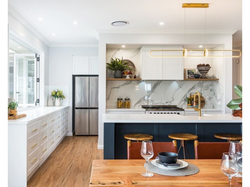 2 Sundew Crescent, Kensington Grove QLD 4341