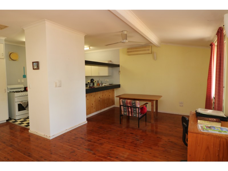 59 Maluka Road, Katherine NT 0850