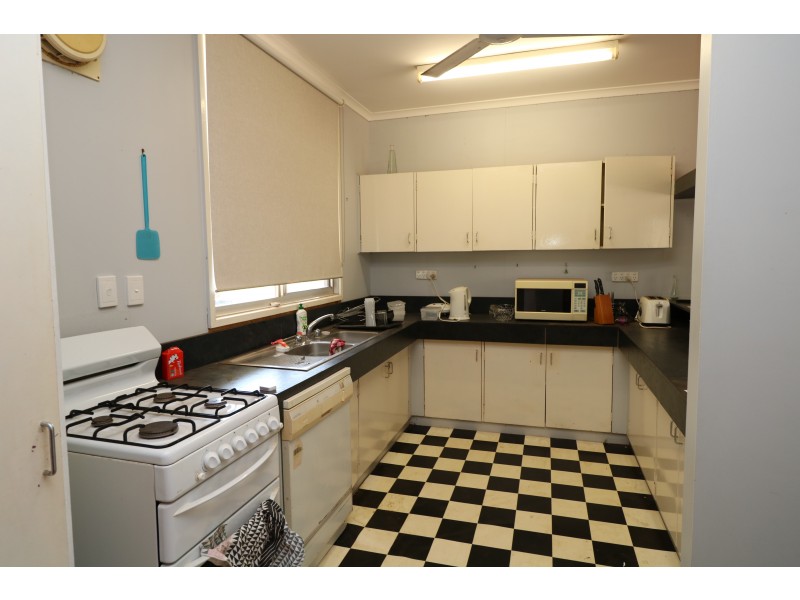 59 Maluka Road, Katherine NT 0850