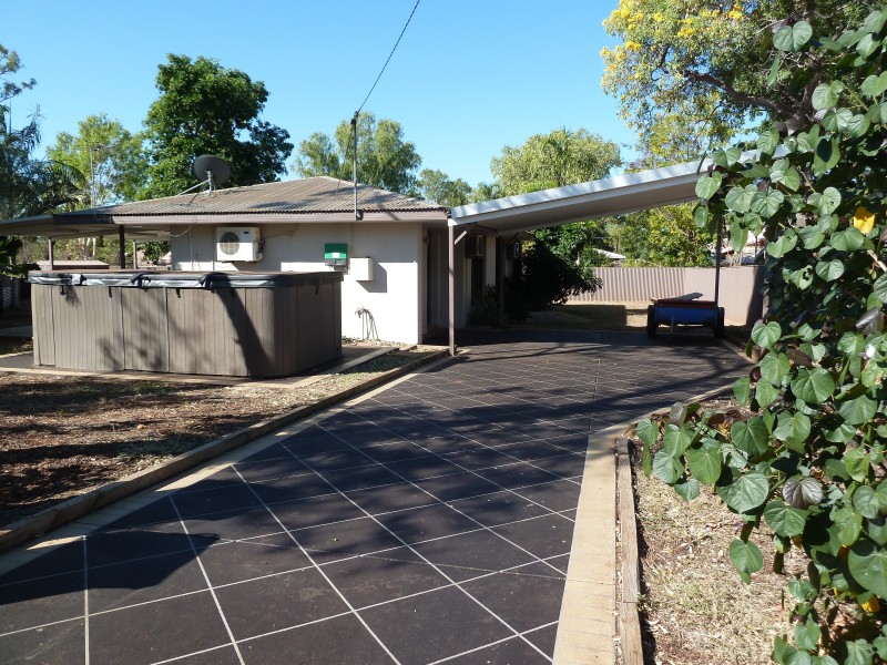 37 Holtze Crescent, Katherine NT 0850