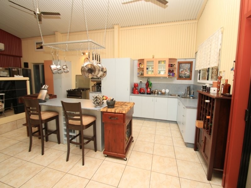 46 Hall Road, Katherine NT 0850