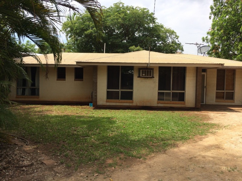 79 Maluka Road, Katherine NT 0850