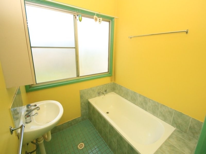 8 Dowling Street, Katherine NT 0850