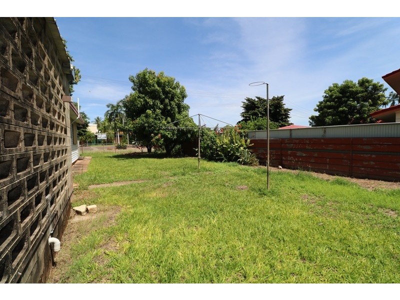 2 Cox Crescent, Katherine NT 0850