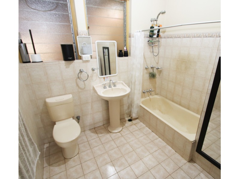 16 Dakota Street, Katherine NT 0850