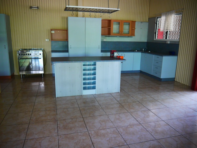46 Hall Road, Katherine NT 0850