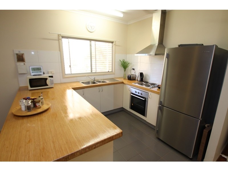 33 Clarke Crescent, Katherine NT 0850