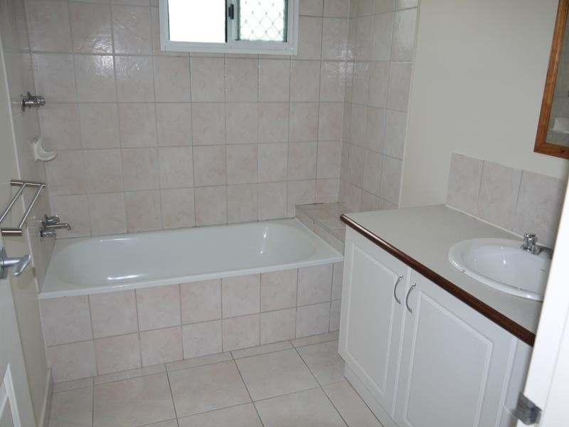 1/5 Lorre Court, Katherine NT 0850