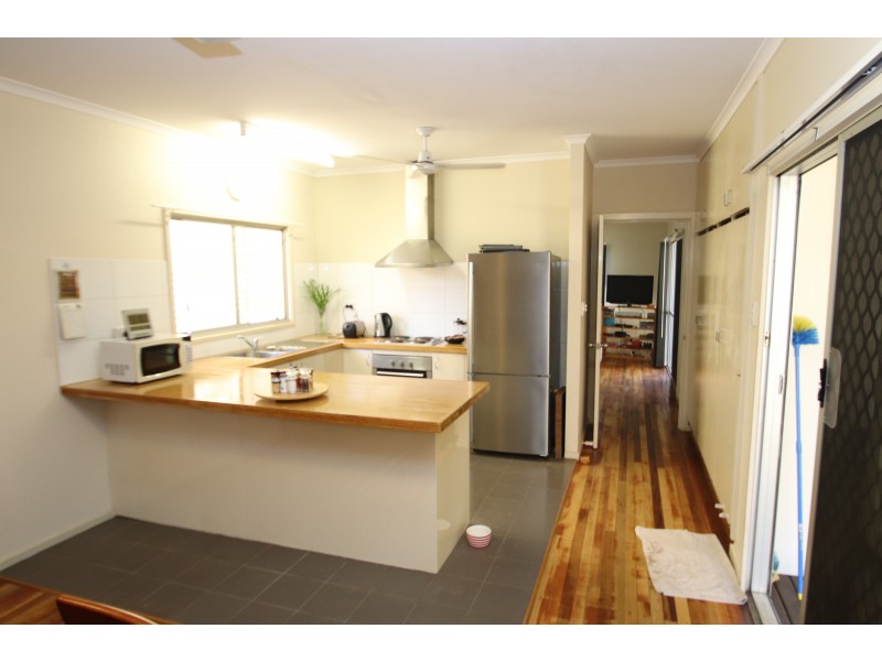 33 Clarke Crescent, Katherine NT 0850