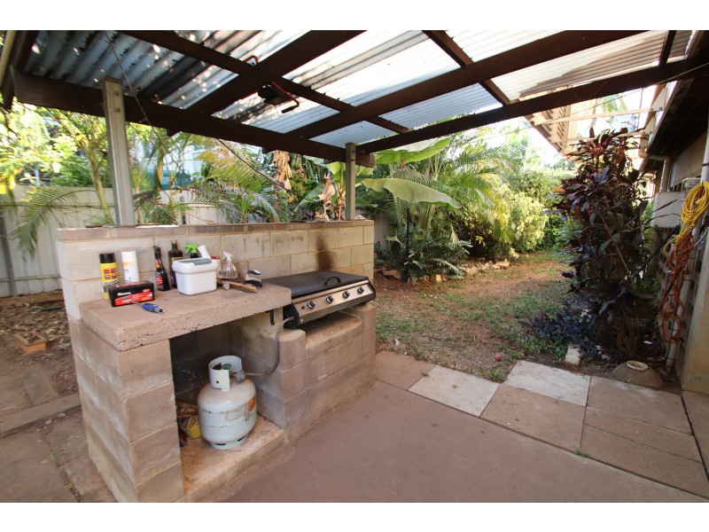 33 Clarke Crescent, Katherine NT 0850