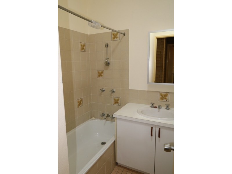 Unit 2/9 Grevillea Road, Katherine NT 0850