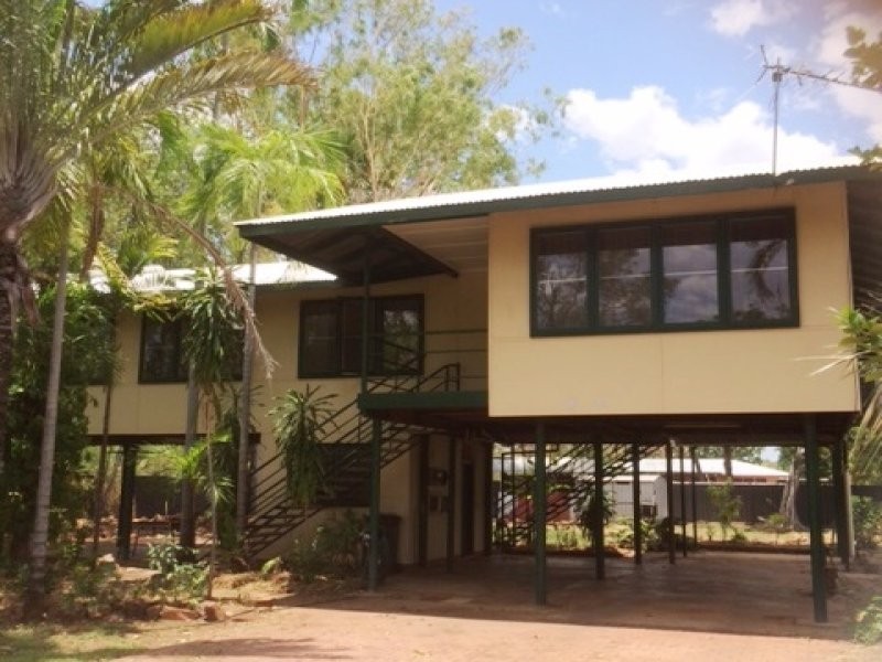 25 Walter Young Street, Katherine NT 0850