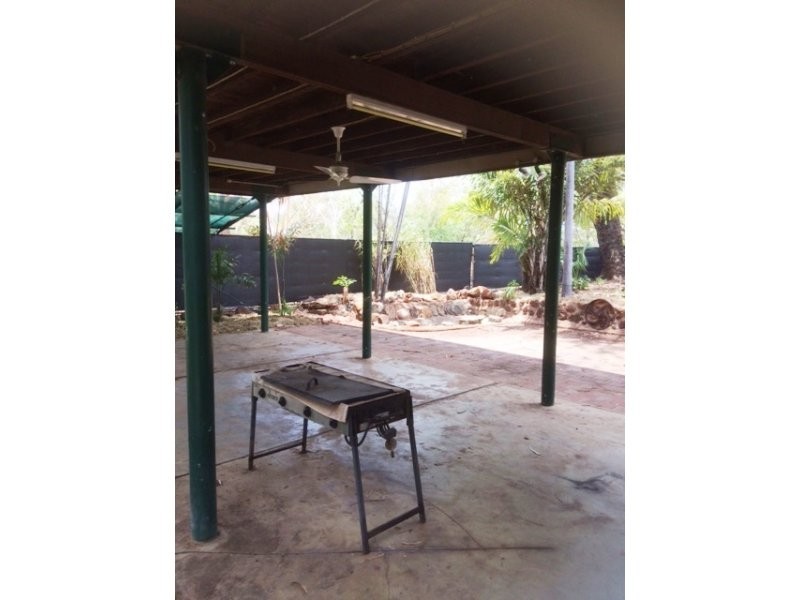 25 Walter Young Street, Katherine NT 0850