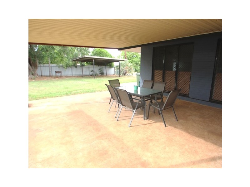 27 Bernhard Street, Katherine NT 0850