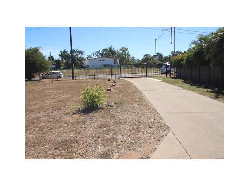 21 Giles Street, Katherine NT 0850