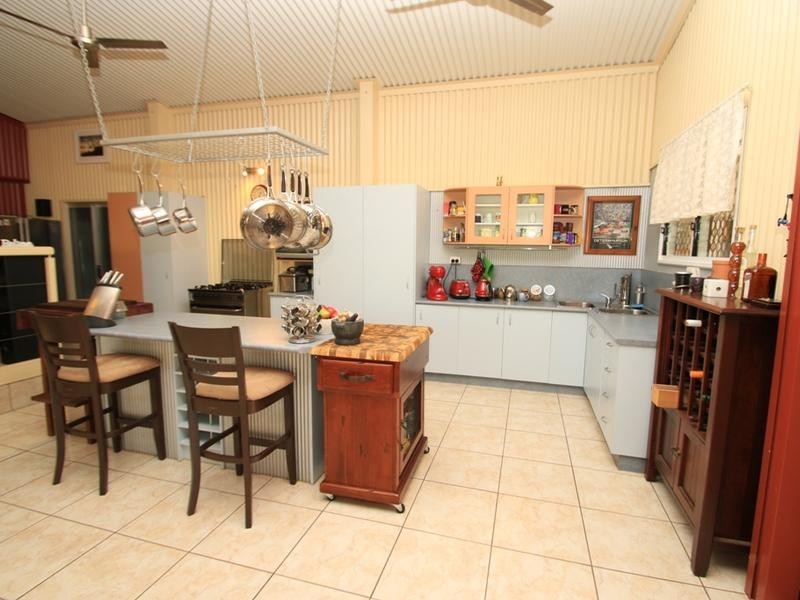 46 Hall Road, Katherine NT 0850