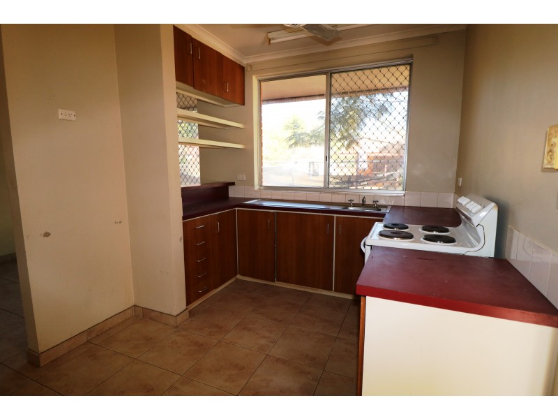 4 Maluka  Rd, Katherine NT 0850