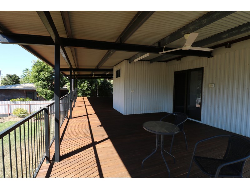 25 Raymond Place, Katherine NT 0850