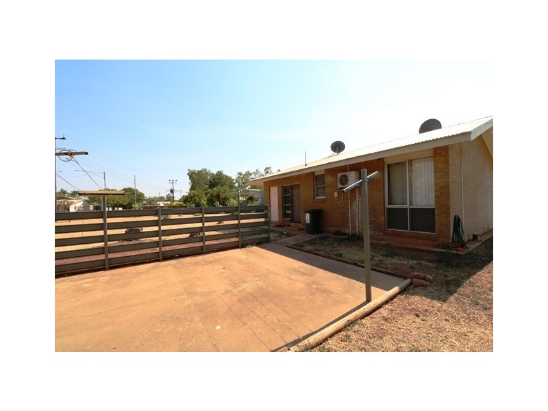 2/21 Giles Street, Katherine NT 0850